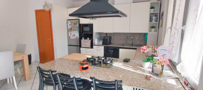 Appartamento in vendita a Cavaria con Premezzo