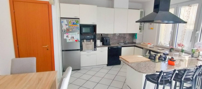 Appartamento in vendita a Cavaria con Premezzo