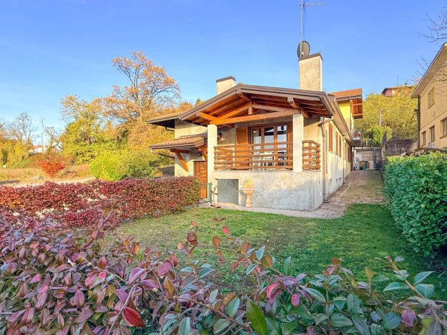 Villa in vendita a Oggiona con Santo Stefano