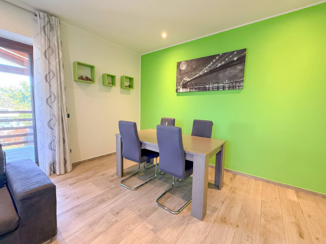 Villa in vendita a Oggiona con Santo Stefano