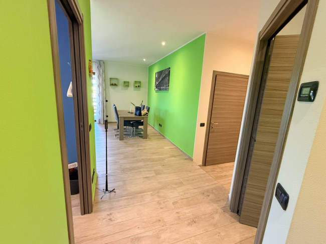 Villa in vendita a Oggiona con Santo Stefano