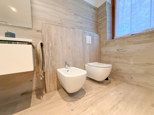 Villa in vendita a Oggiona con Santo Stefano