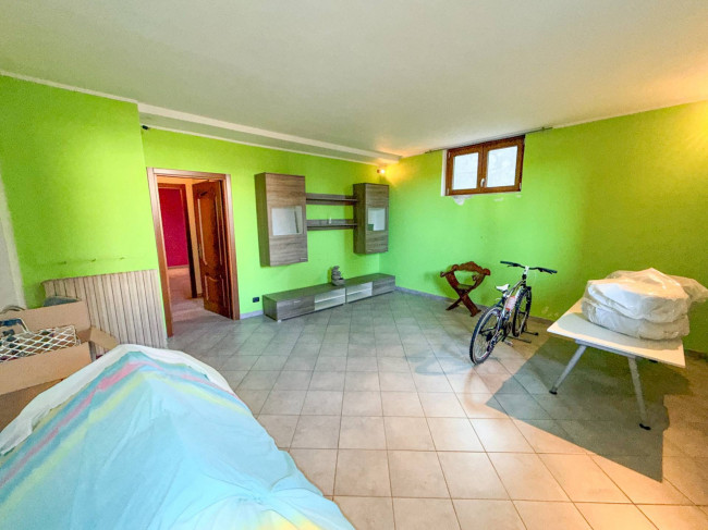 Villa in vendita a Oggiona con Santo Stefano