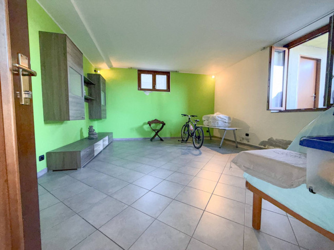 Villa in vendita a Oggiona con Santo Stefano