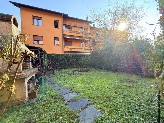 Villette a schiera in vendita a Cavaria con Premezzo