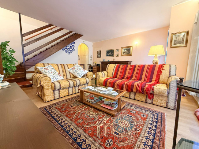 Villette a schiera in vendita a Cavaria con Premezzo