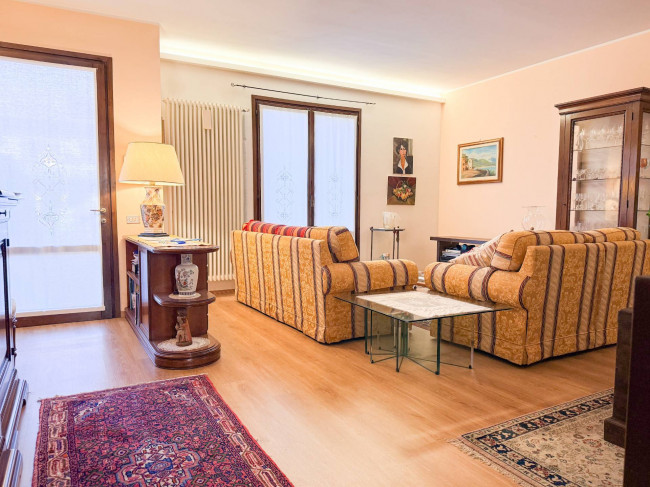 Villette a schiera in vendita a Cavaria con Premezzo