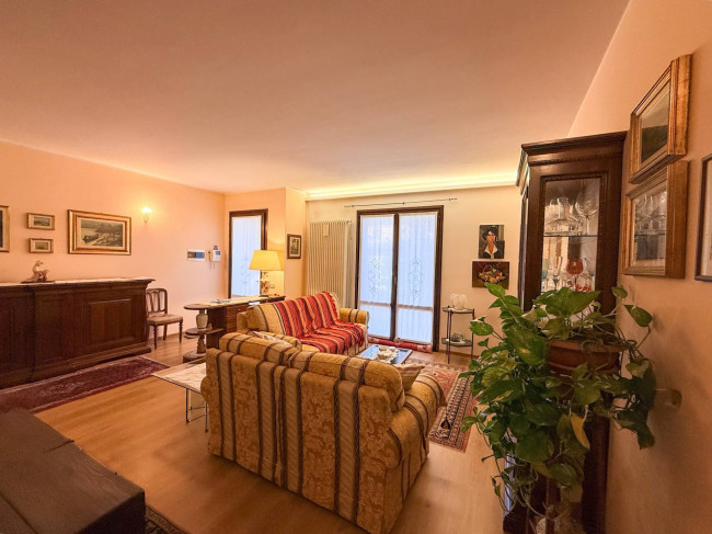 Villette a schiera in vendita a Cavaria con Premezzo