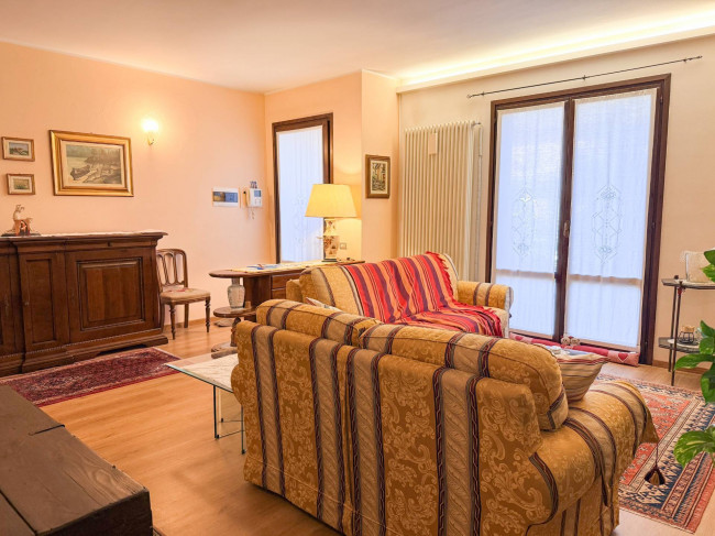 Villette a schiera in vendita a Cavaria con Premezzo