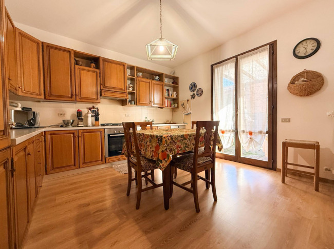 Villette a schiera in vendita a Cavaria con Premezzo