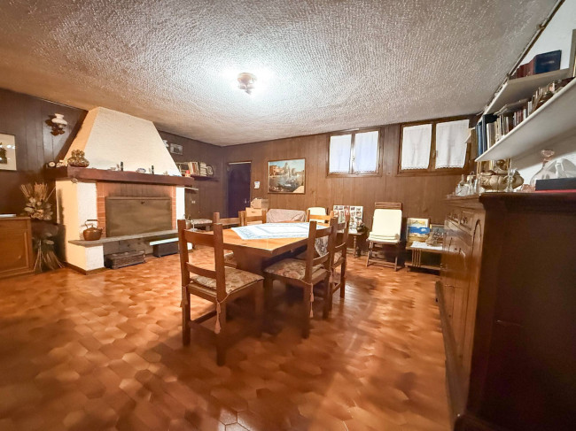 Villette a schiera in vendita a Cavaria con Premezzo