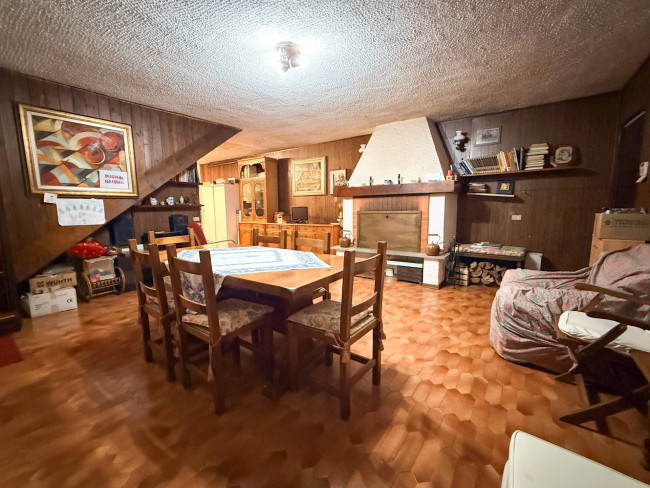 Villette a schiera in vendita a Cavaria con Premezzo