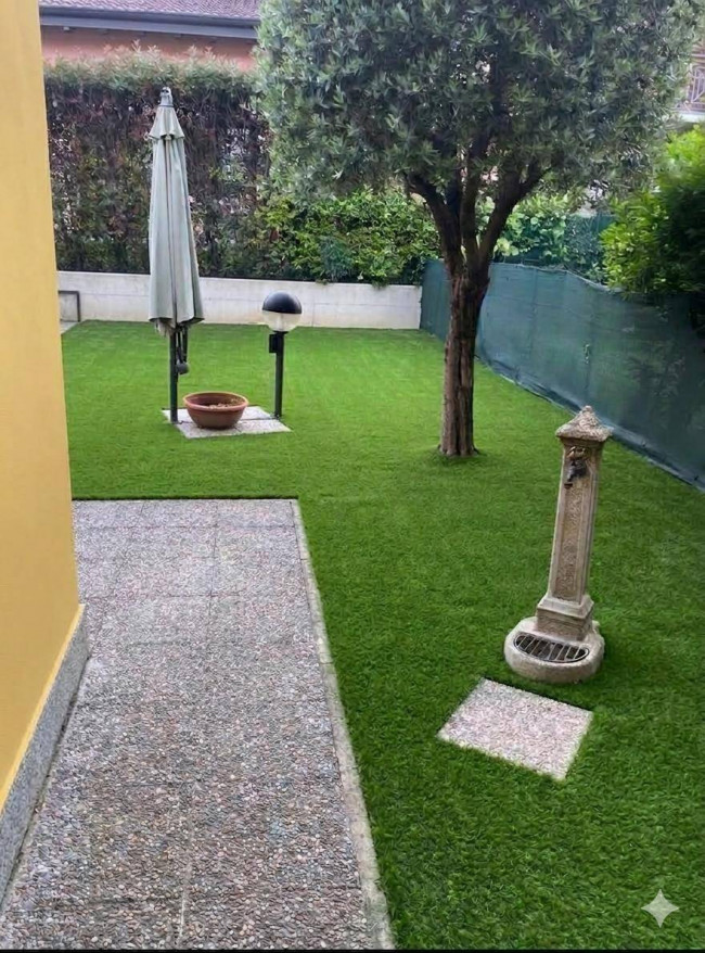 Villette a schiera in vendita a Albizzate