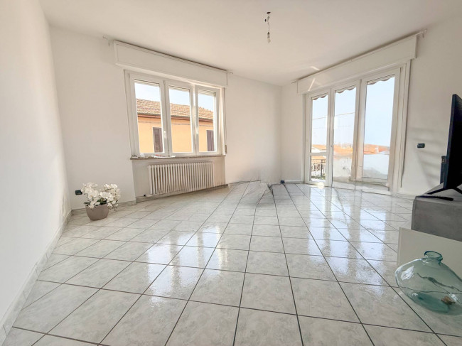 Appartamento in affitto a Cavaria con Premezzo