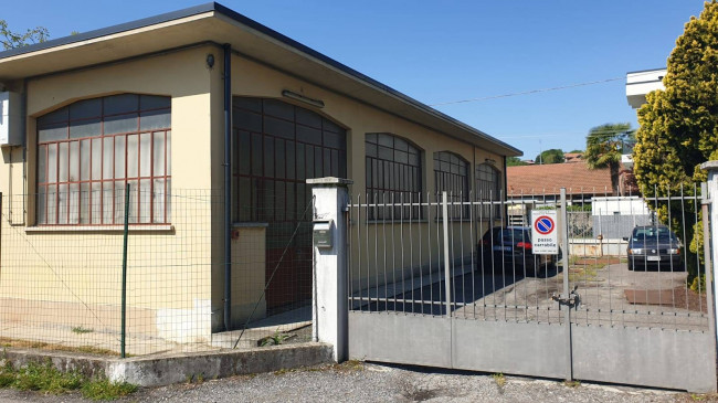 Capannone in affitto a Cavaria con Premezzo