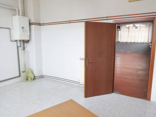 Capannone in affitto a Cavaria con Premezzo