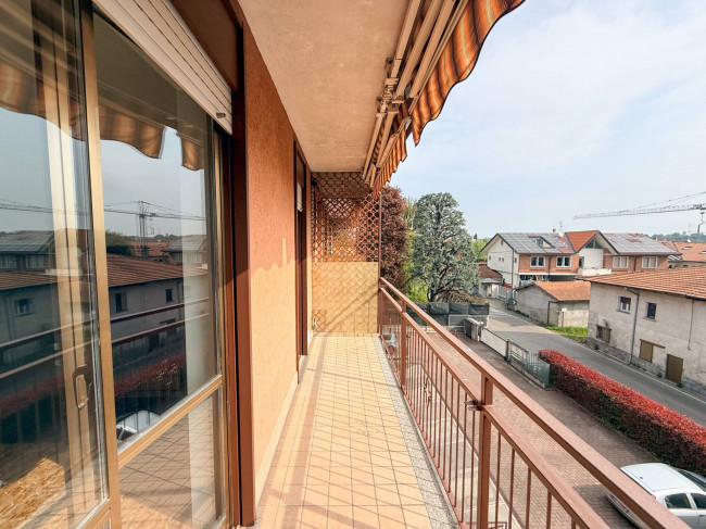 Appartamento in affitto a Jerago con Orago