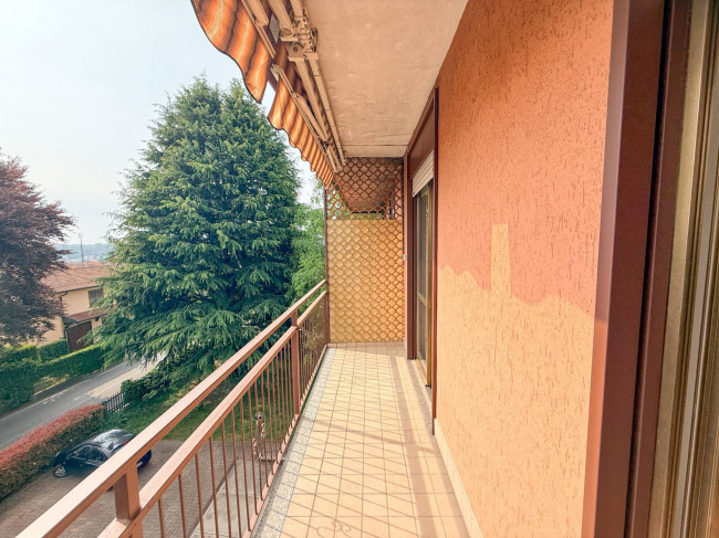 Appartamento in affitto a Jerago con Orago