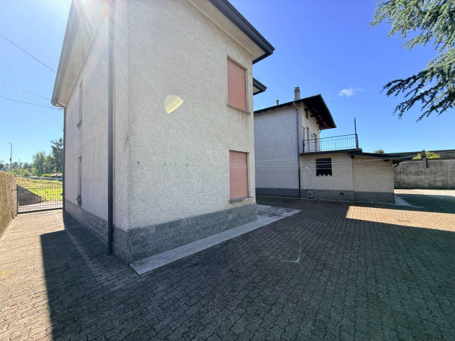Casa singola in vendita a Cavaria con Premezzo