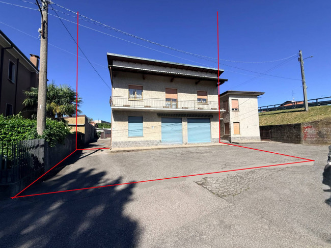 Casa Semindipendente in vendita a Cavaria con Premezzo