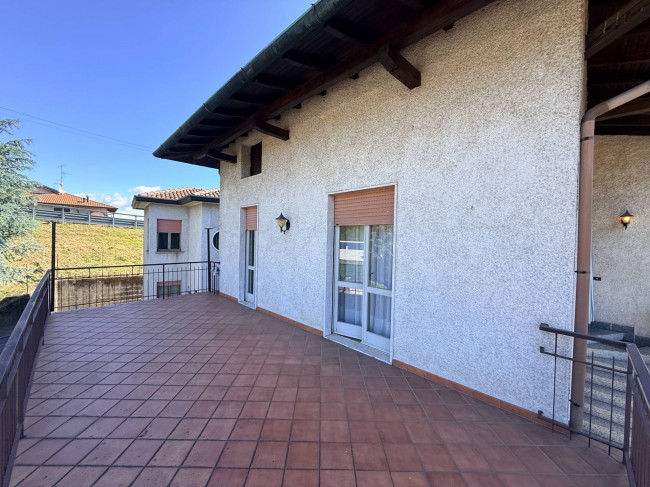 Casa Semindipendente in vendita a Cavaria con Premezzo
