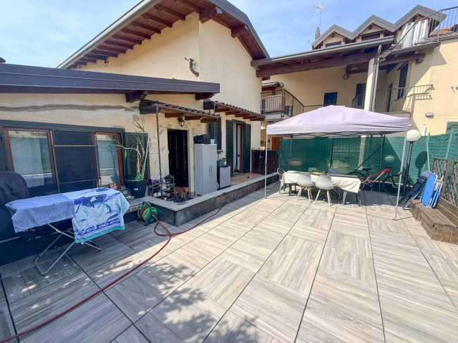 Appartamento in vendita a Oggiona con Santo Stefano