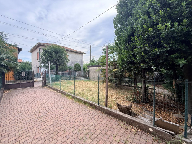Villetta Bifamigliare in vendita a Cavaria con Premezzo