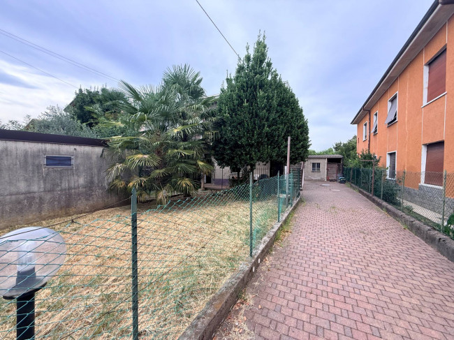 Villetta Bifamigliare in vendita a Cavaria con Premezzo