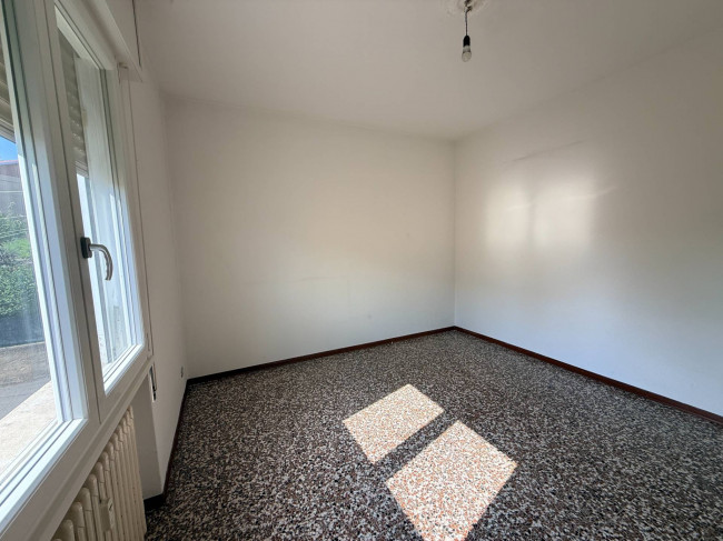 Appartamento in affitto a Jerago con Orago