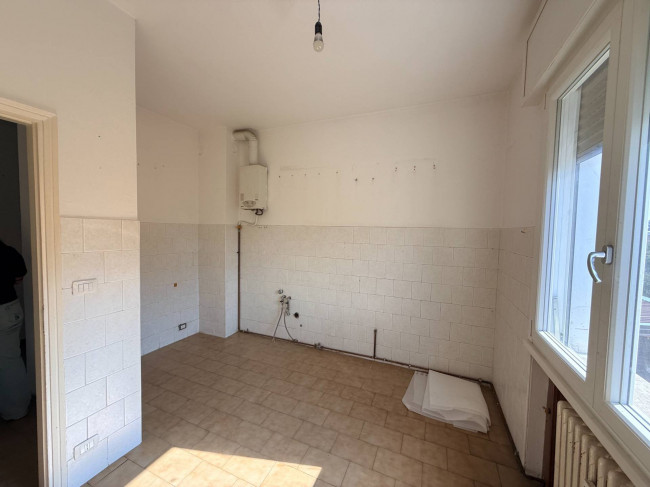 Appartamento in affitto a Jerago con Orago