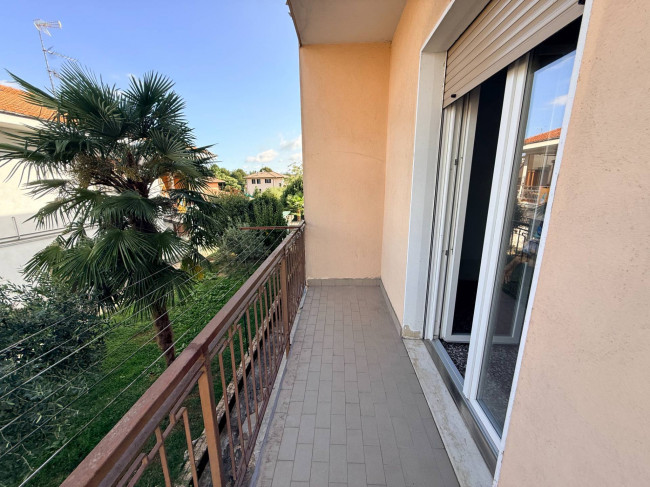 Appartamento in affitto a Jerago con Orago