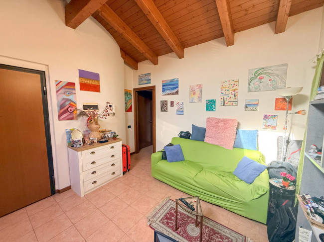 Appartamento in affitto a Cavaria con Premezzo
