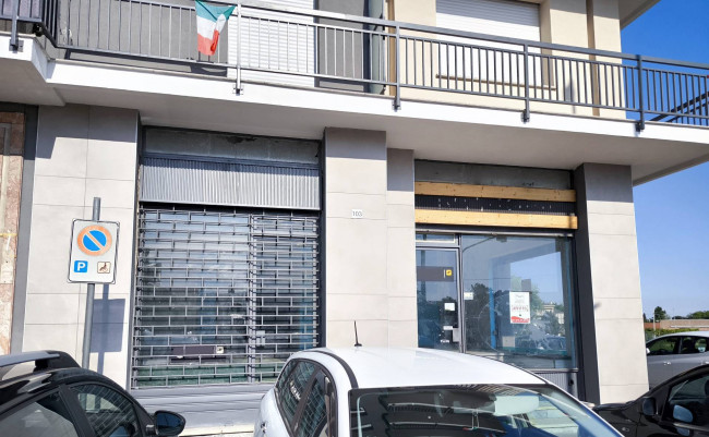Locale commerciale in Vendita a Gaglianico