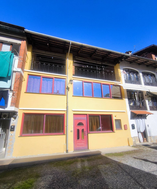 Casa di corte in Vendita a Occhieppo Inferiore