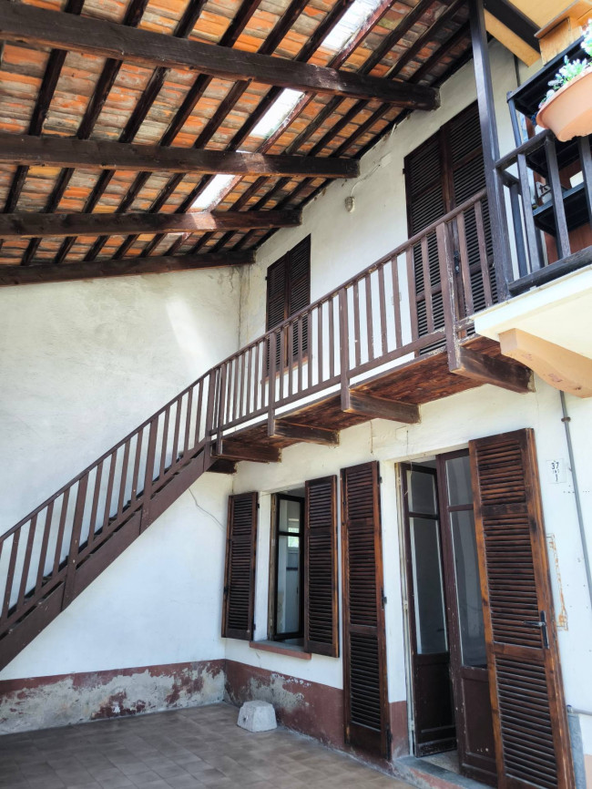 Casa di corte in Vendita a Gaglianico