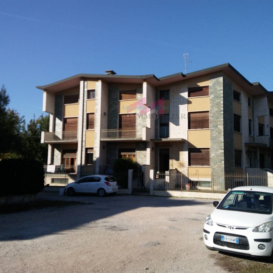 Casa semi-indipendente in vendita a Ostiglia (MN)