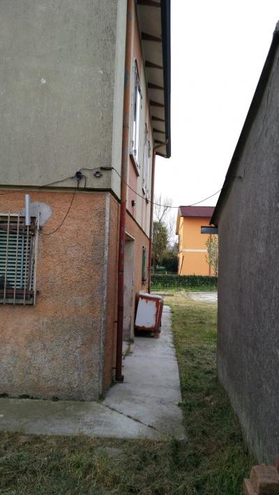 Casa singola in vendita a Serravalle a Po