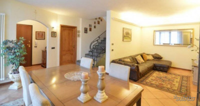 Porzione di bifamiliare in Vendita a Ozzano dell'Emilia