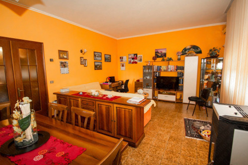 Casa indipendente in vendita a Castelnovo Bariano (RO)