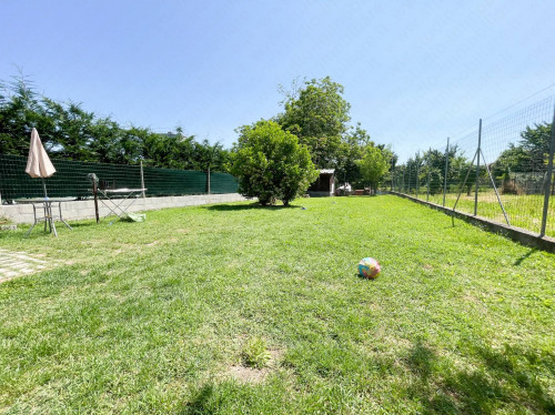 Bifamiliare in vendita a Castelmassa