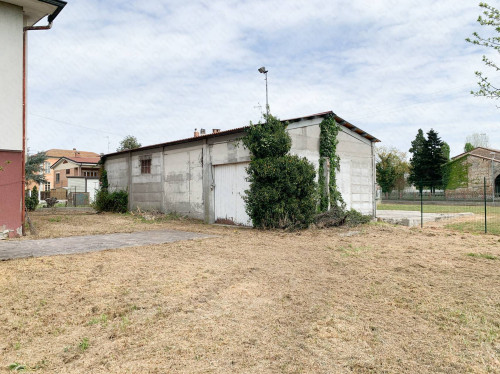 Villa in vendita a Borgocarbonara (MN)