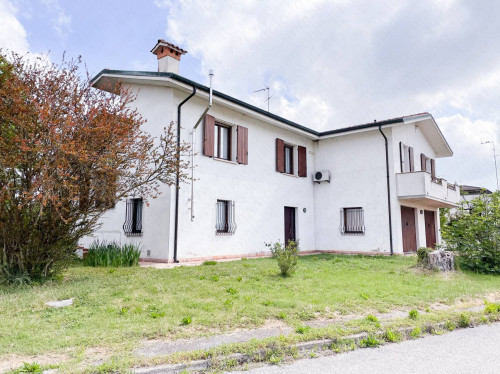 Villa Singola in vendita a Sermide