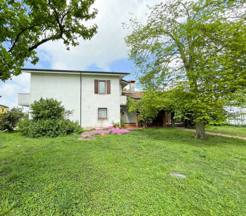 Villa Singola in vendita a Sermide