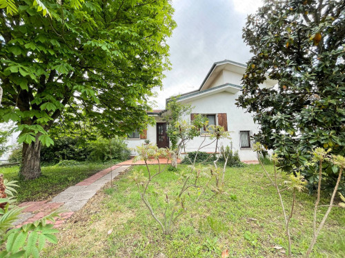 Villa Singola in vendita a Sermide