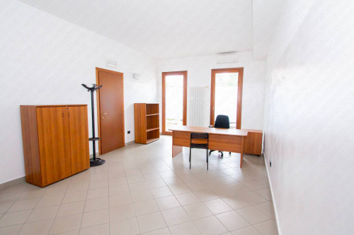 Studio/Ufficio in affitto a Bergantino