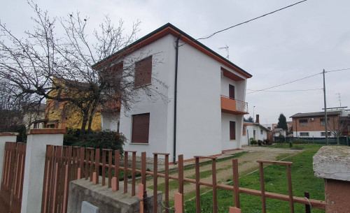 Casa in Affitto a Castelmassa