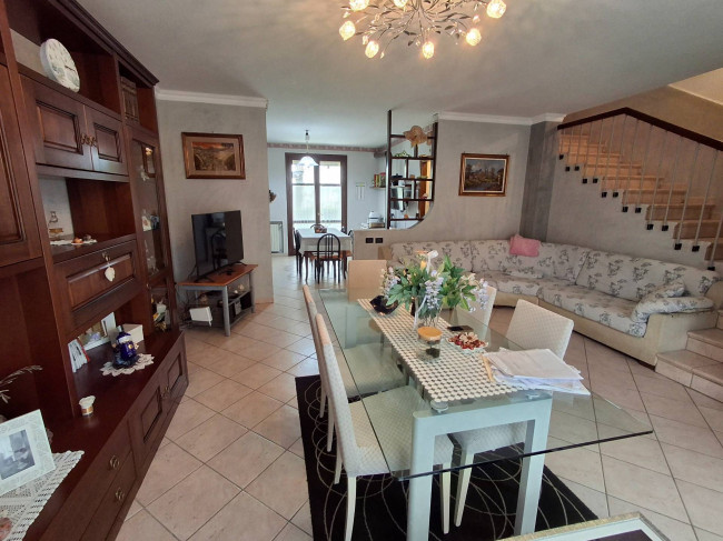 Villa in vendita a Sustinente (MN)