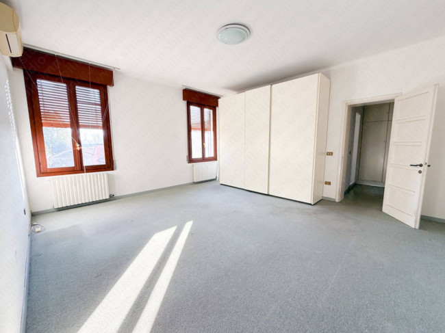 Porzione di fabbricato in vendita a Castelmassa