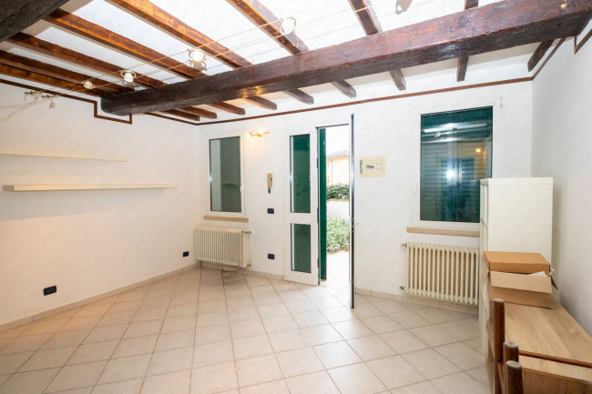 Porzione di fabbricato in vendita a Borgo Mantovano