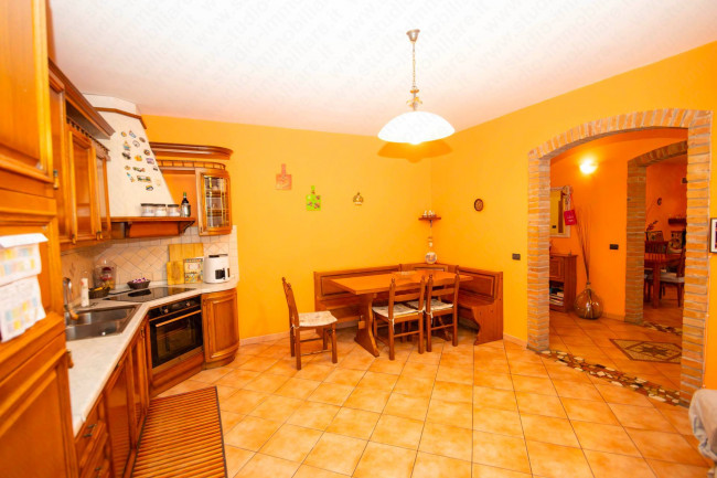 Porzione di fabbricato in vendita a Melara